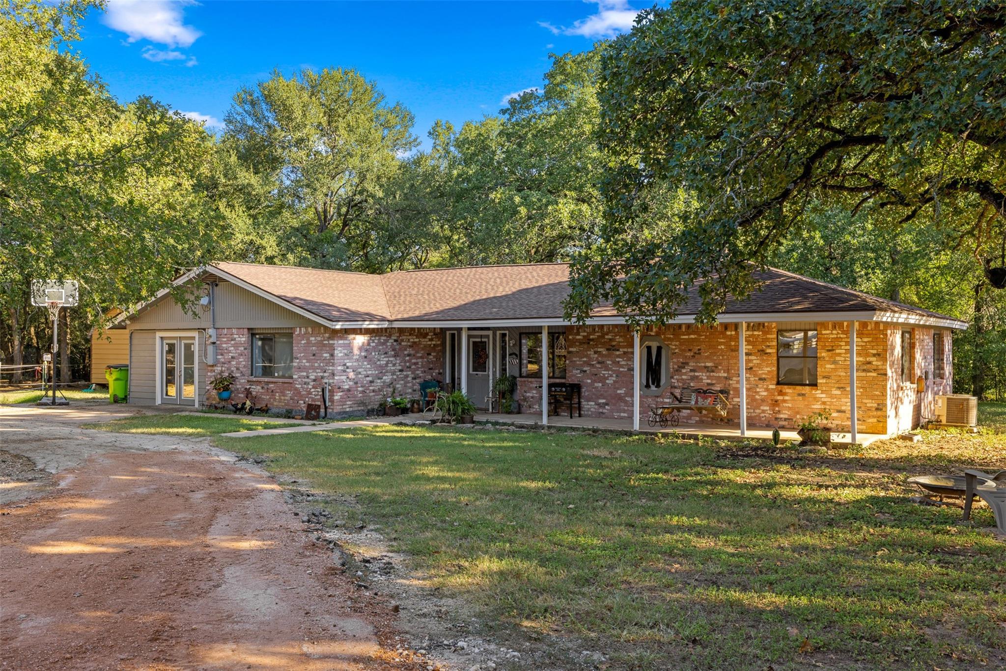 130 Green Acres Loop Property Photo 2