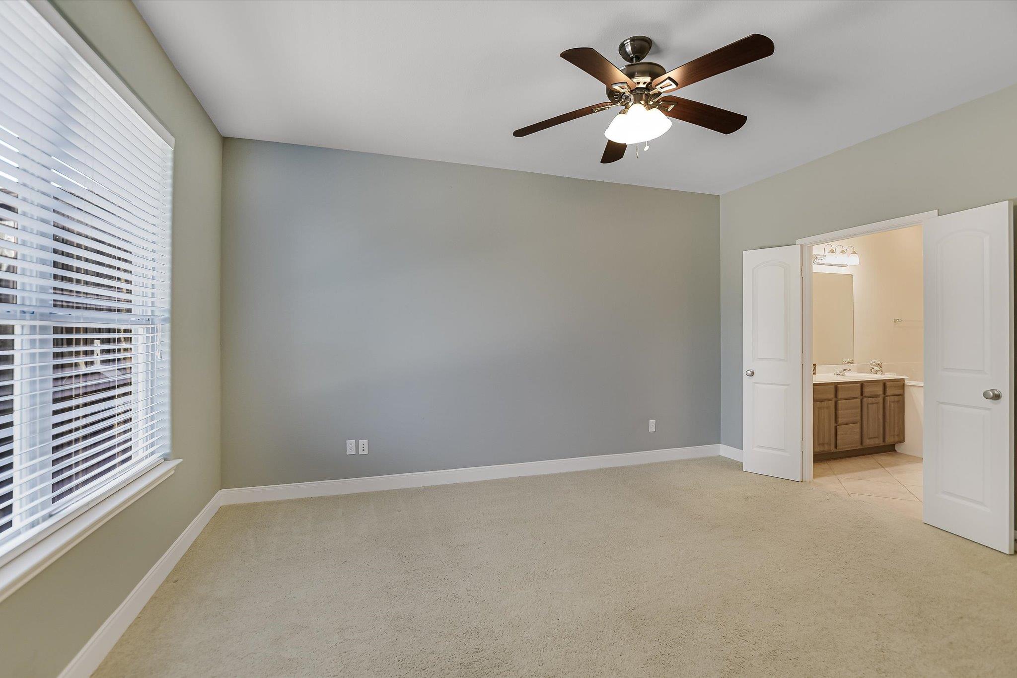 2210 Onion Creek Pkwy #503 Property Photo 6