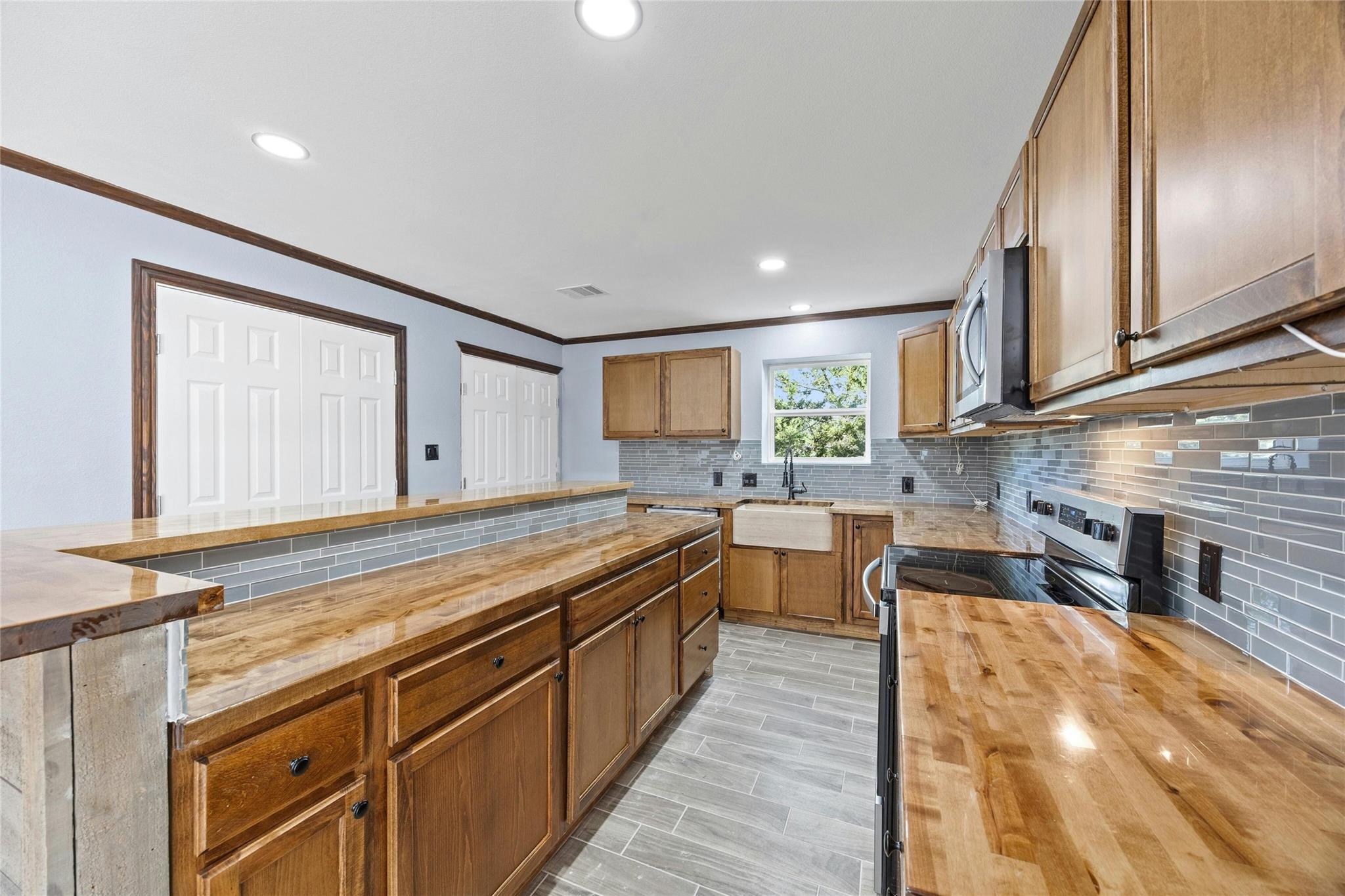 14684 Crows Ranch Rd Property Photo 8