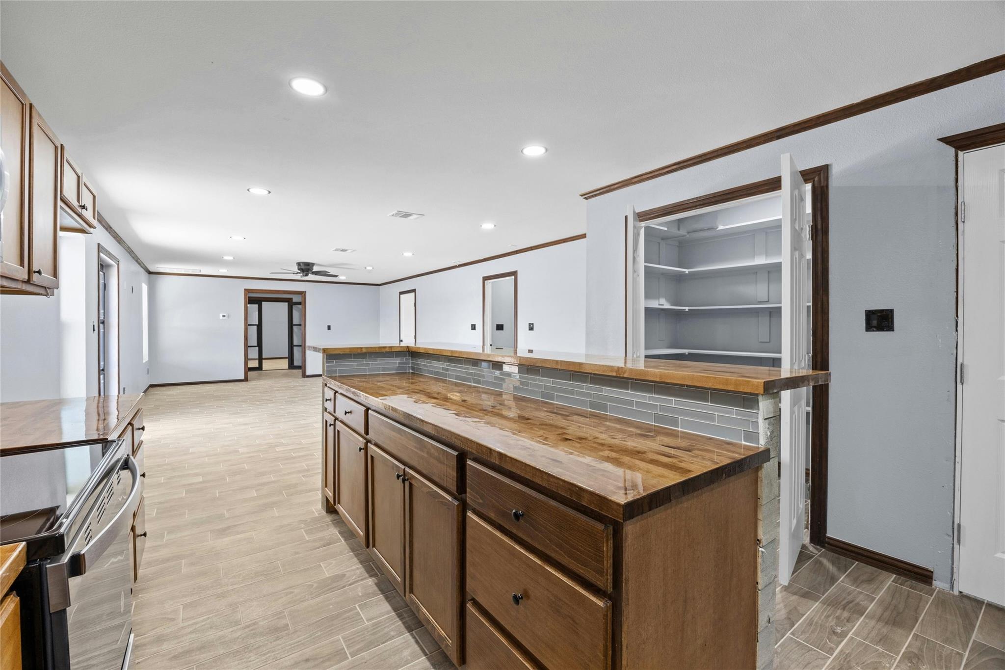 14684 Crows Ranch Rd Property Photo 11