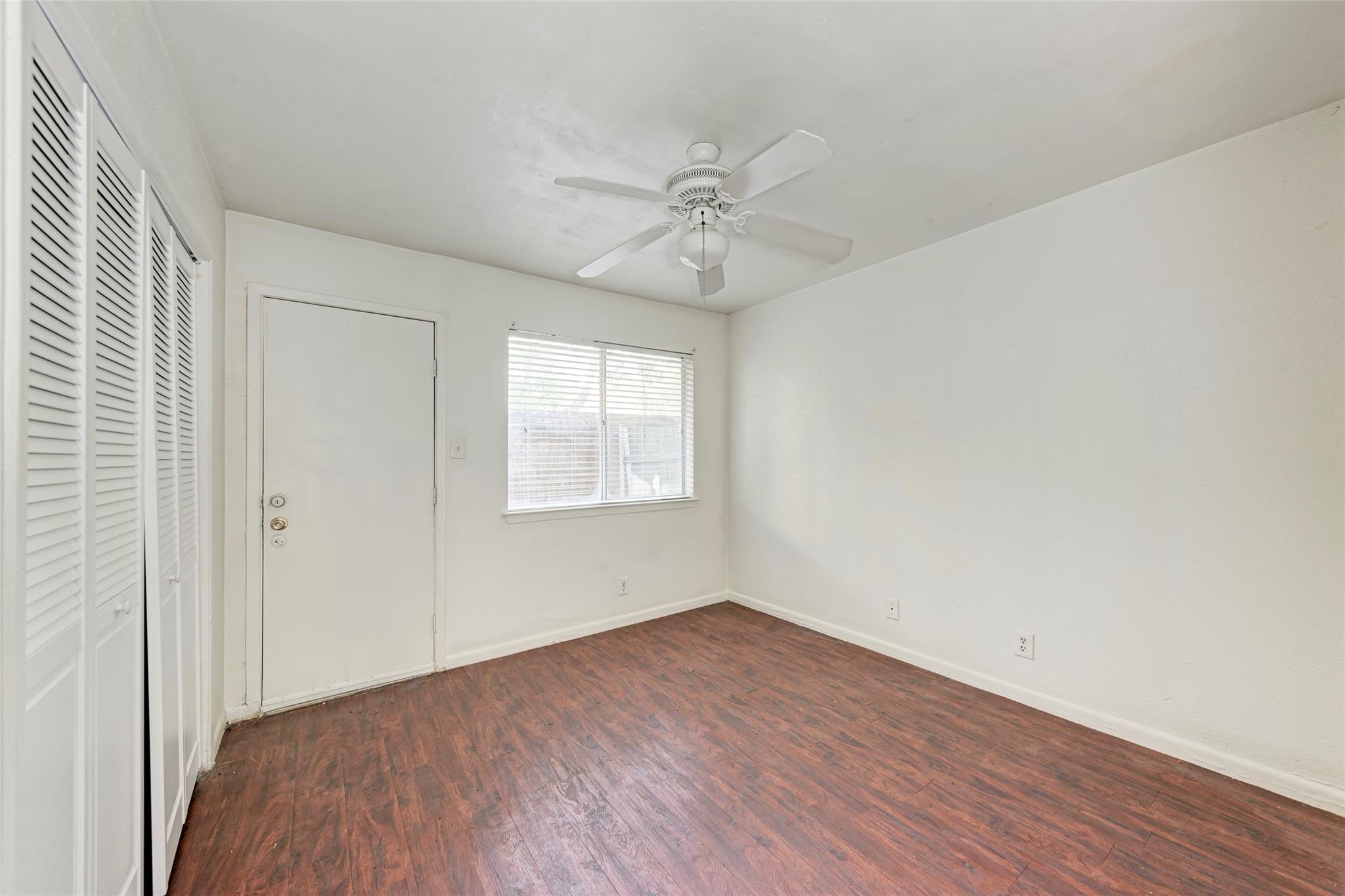 1010 W 23rd St #5 Property Photo 8
