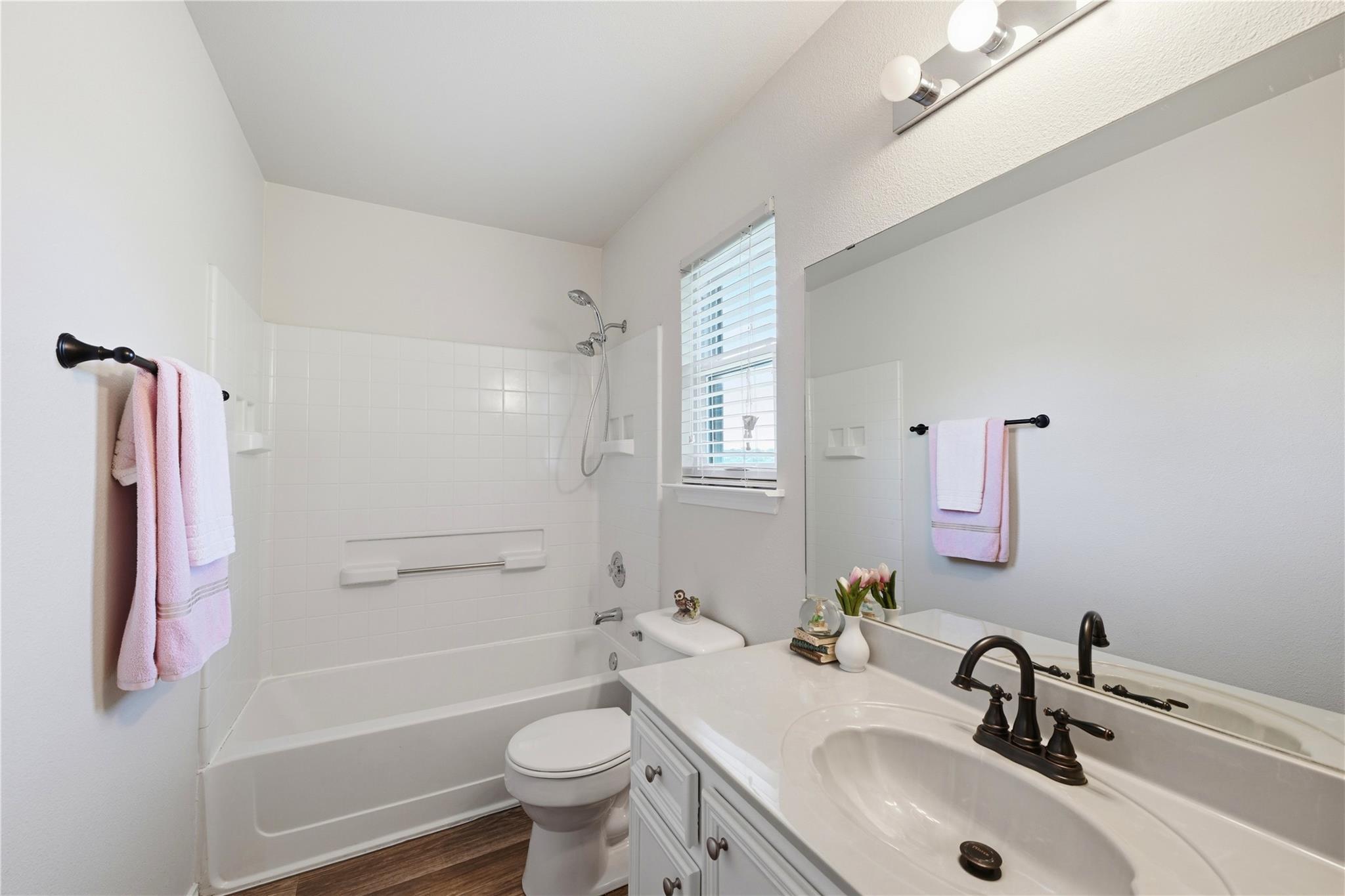 803 Margaret Lee St Property Photo 32