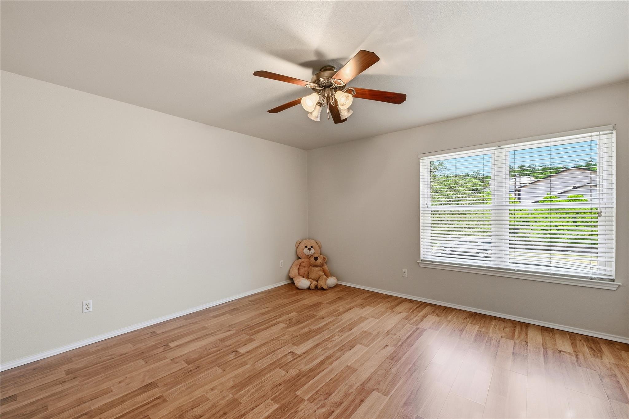 803 Margaret Lee St Property Photo 37