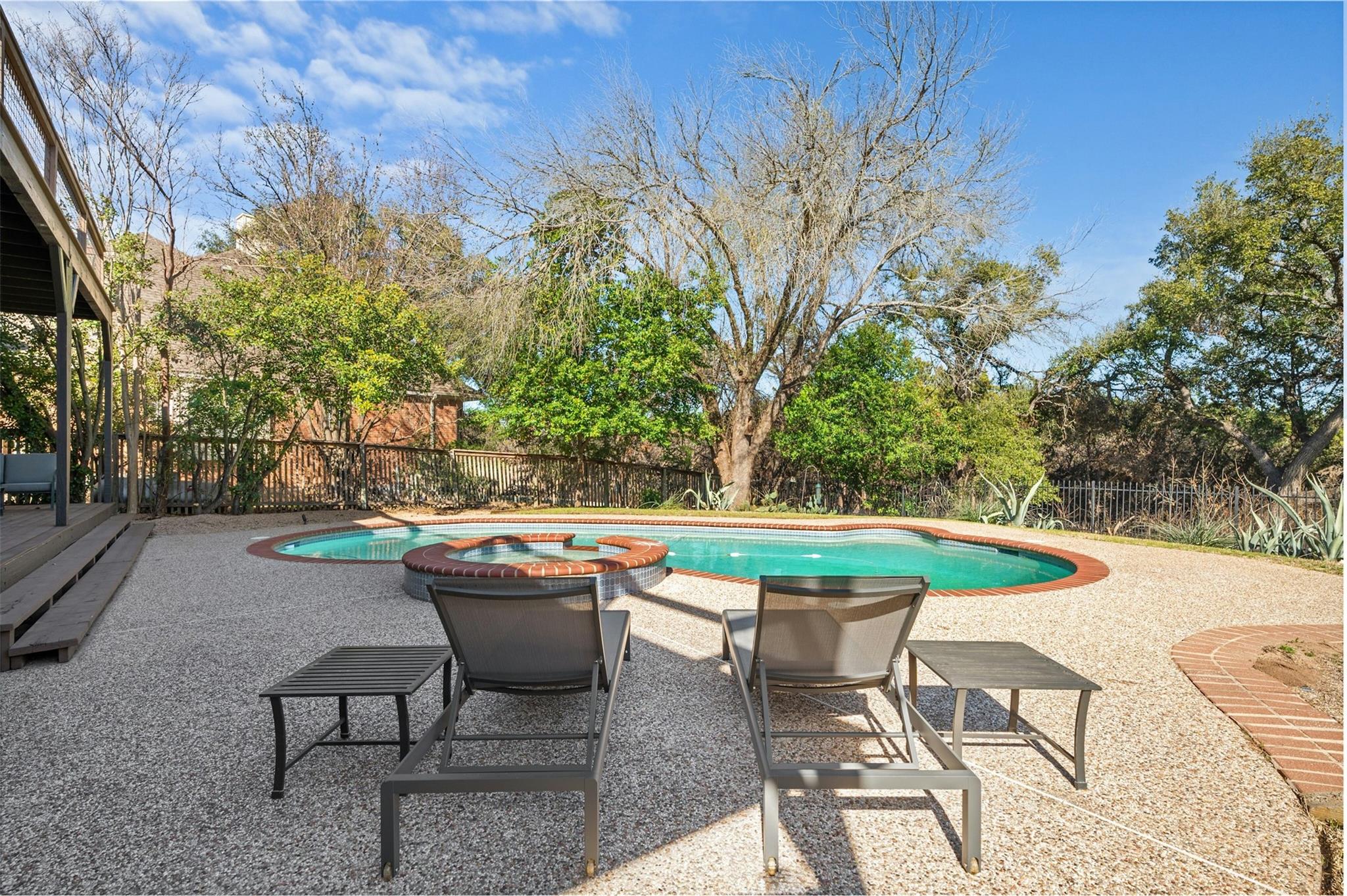 9288 Scenic Bluff Dr Property Photo 38