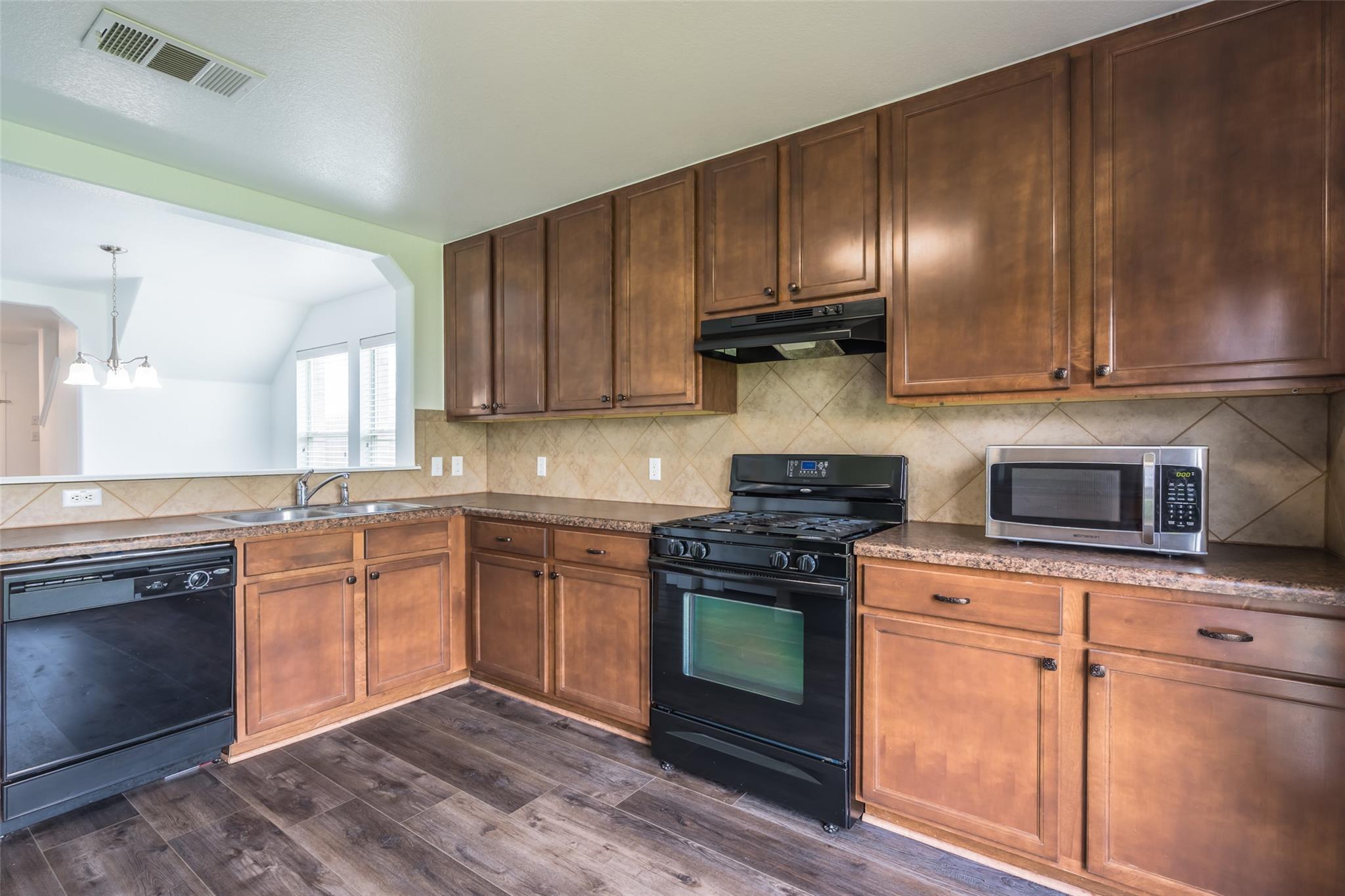 1013 Ranchero Rd Property Photo 4