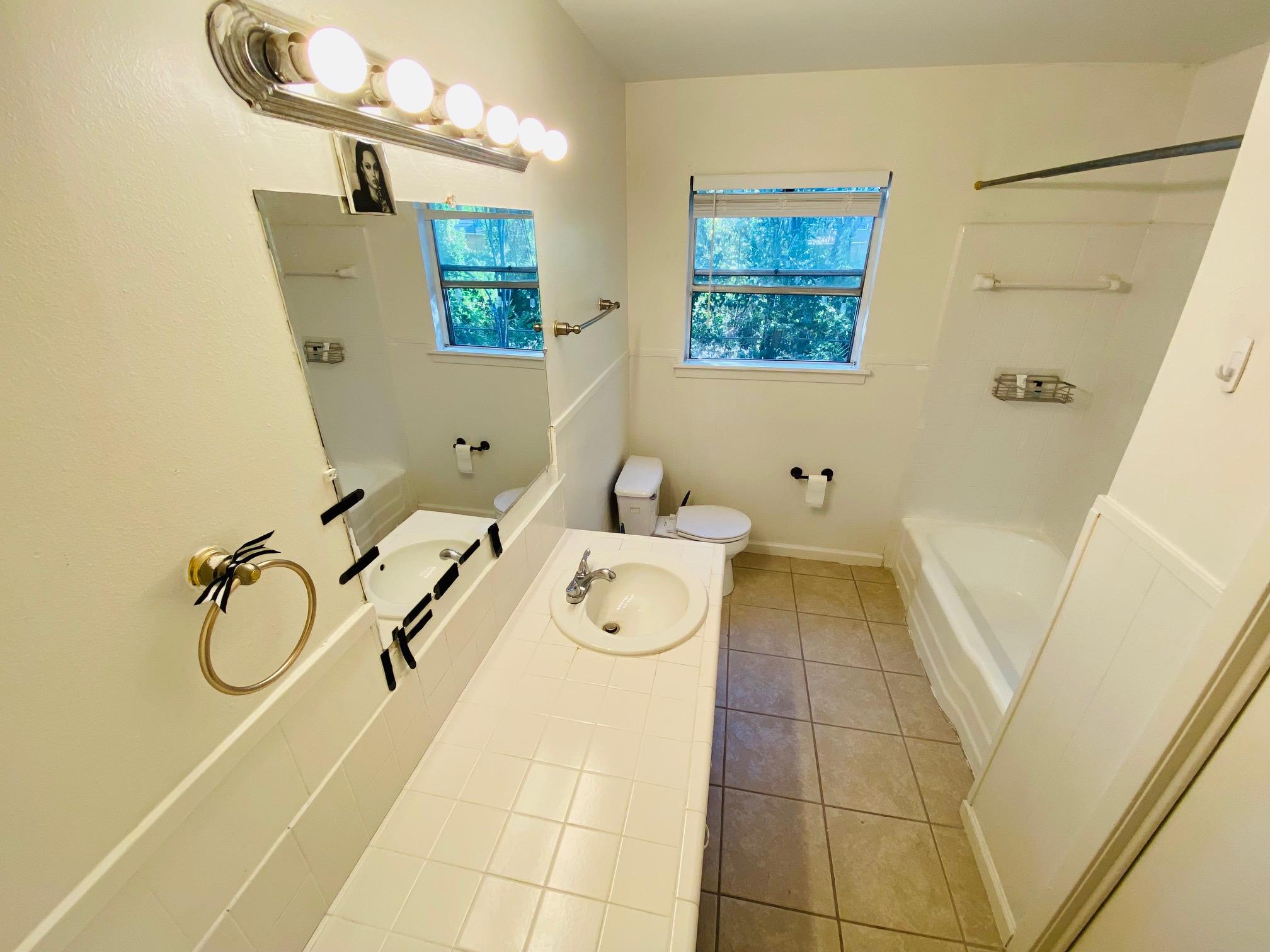 603 E Oltorf St #a Property Photo 9