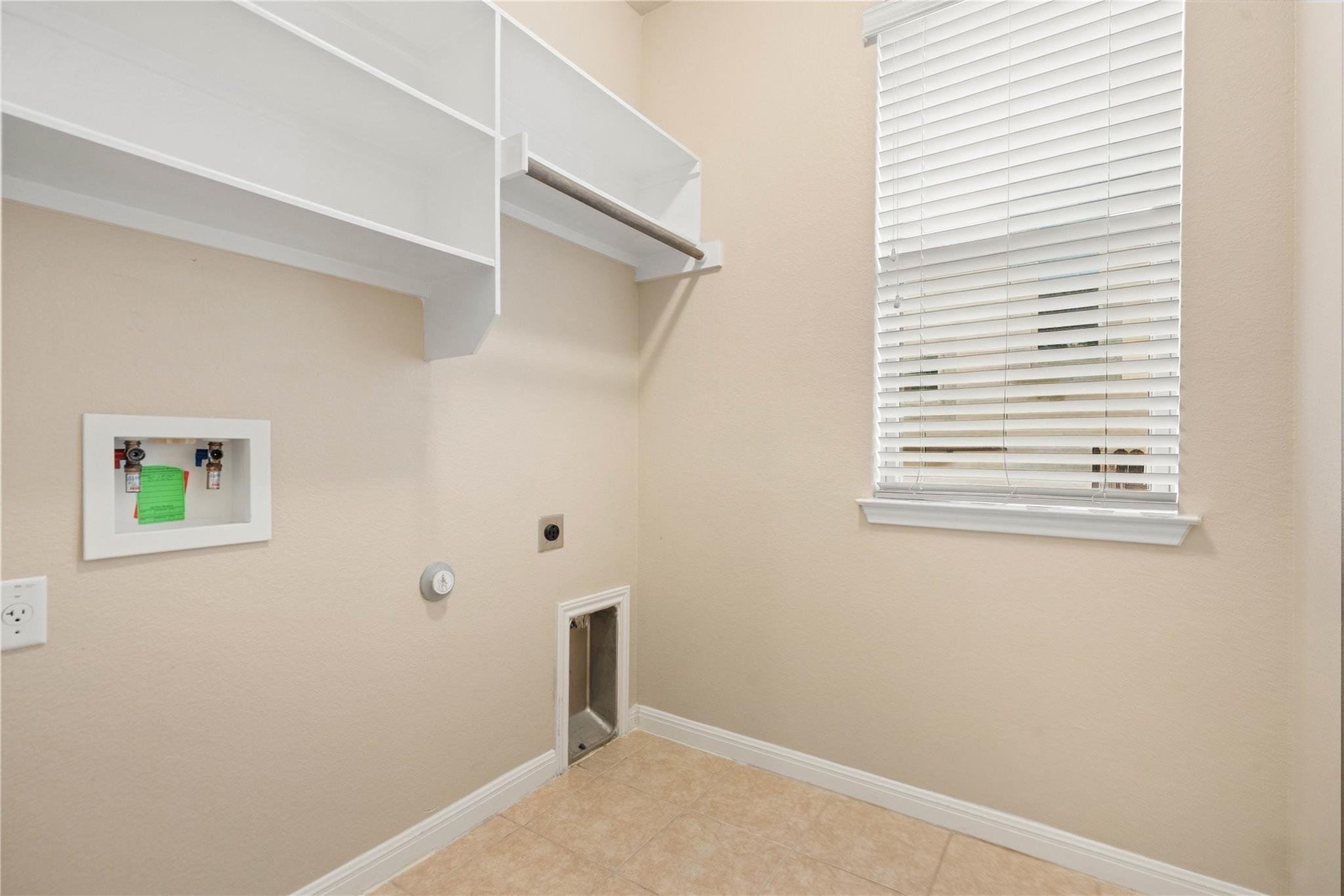 8108 Pescara Cv Property Photo 7