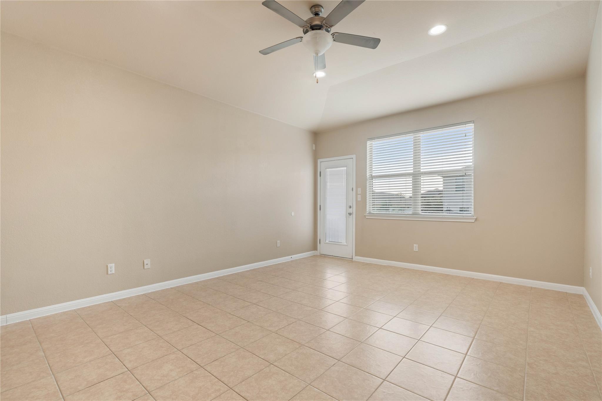 8108 Pescara Cv Property Photo 15