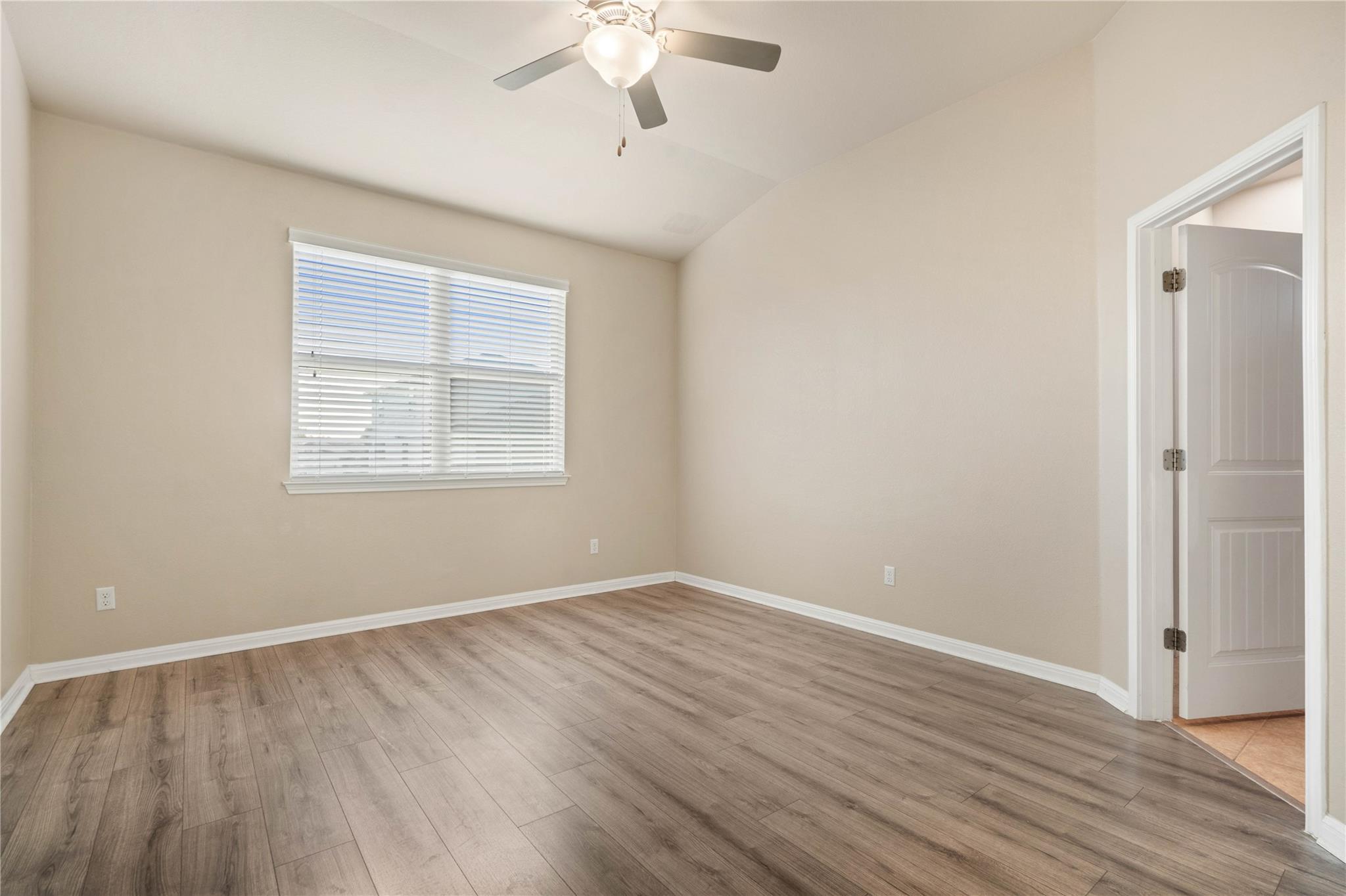 8108 Pescara Cv Property Photo 20