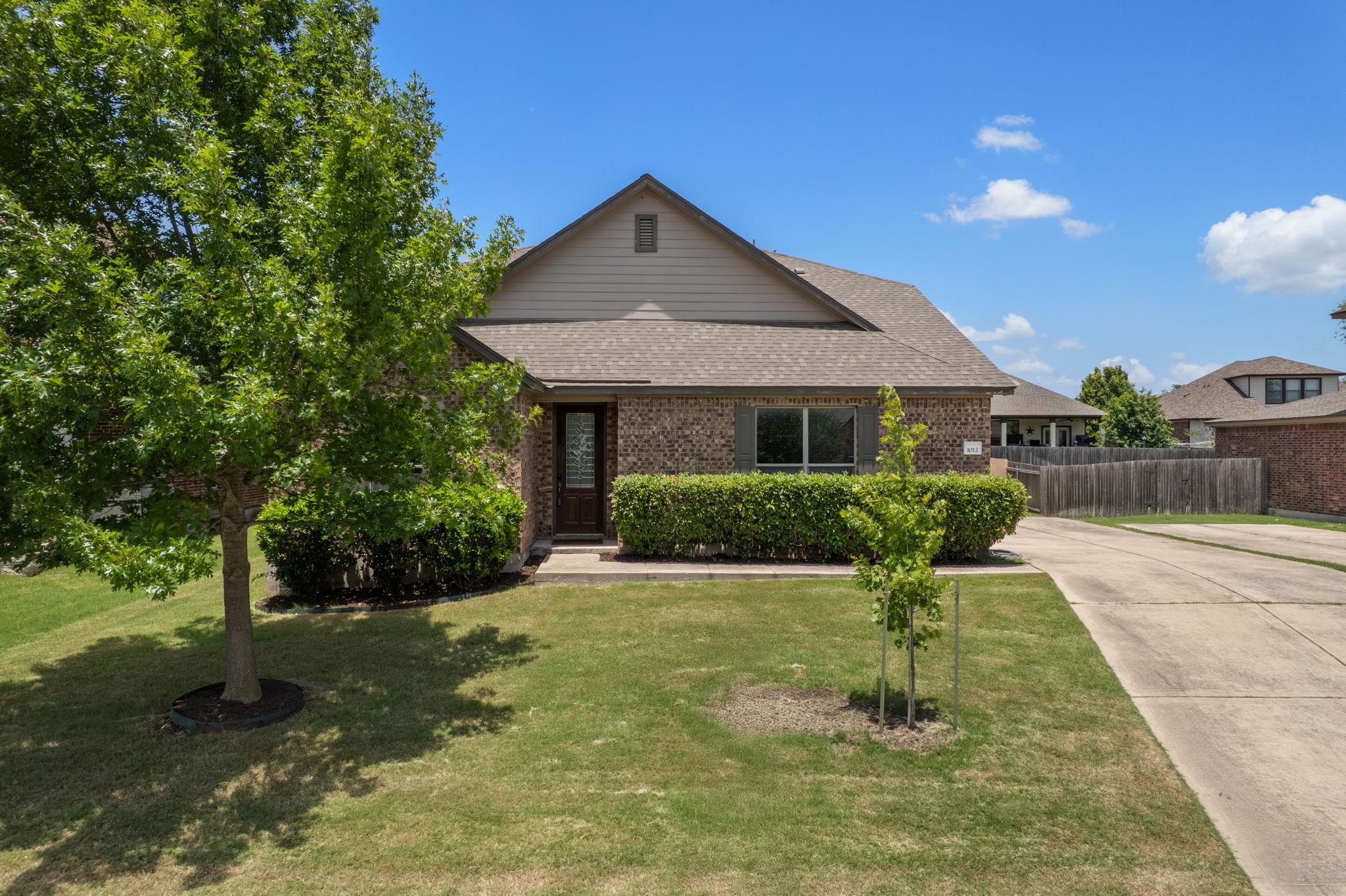 1012 Autumn Sage Way Property Photo 3