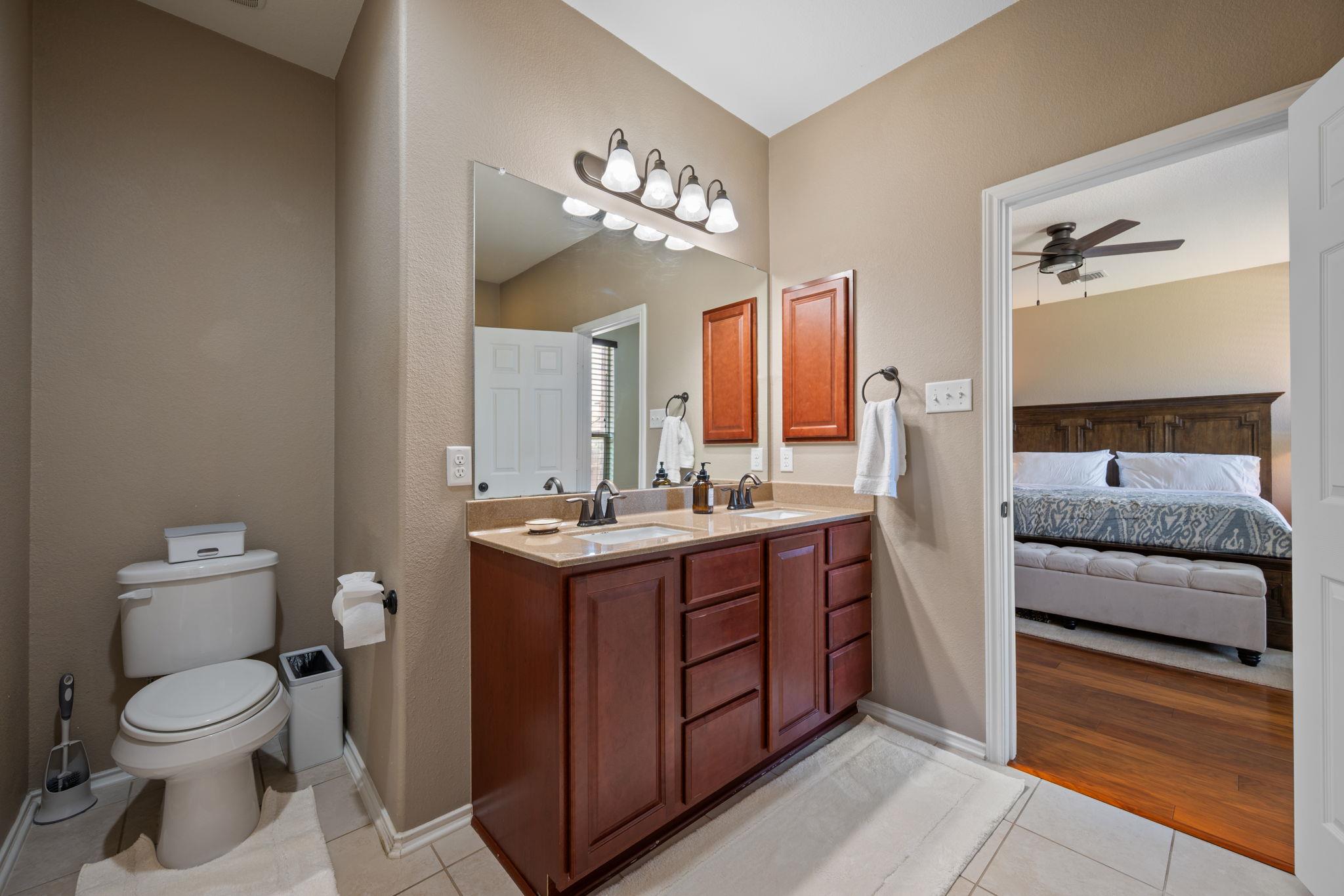 1012 Autumn Sage Way Property Photo 14