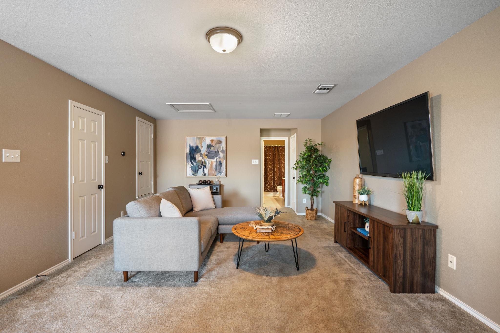 1012 Autumn Sage Way Property Photo 20