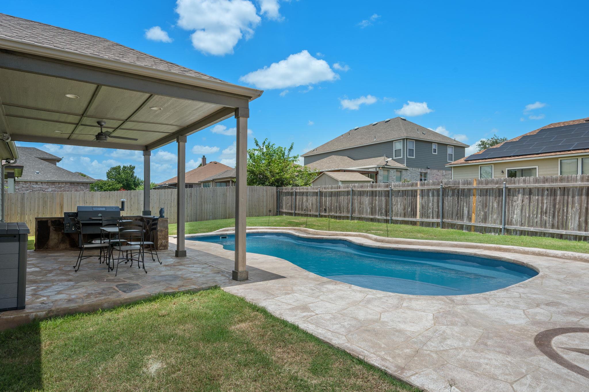 1012 Autumn Sage Way Property Photo 27