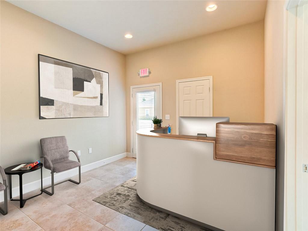 2301 S Bagdad Rd #301 Property Photo 1