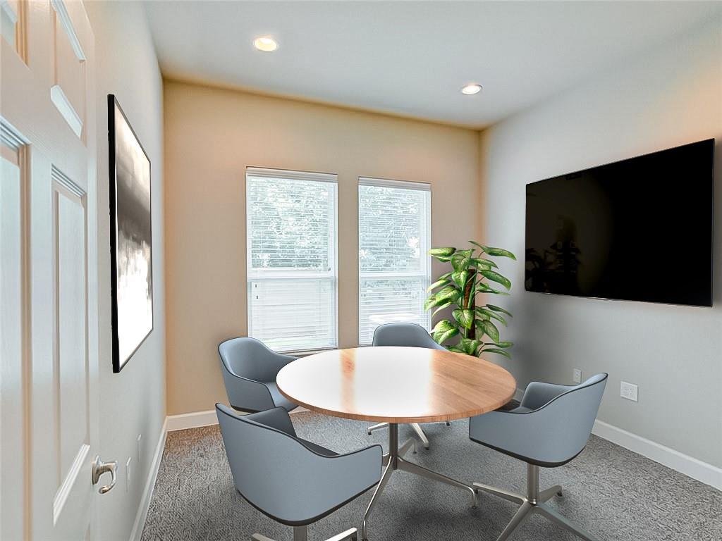 2301 S Bagdad Rd #301 Property Photo 5
