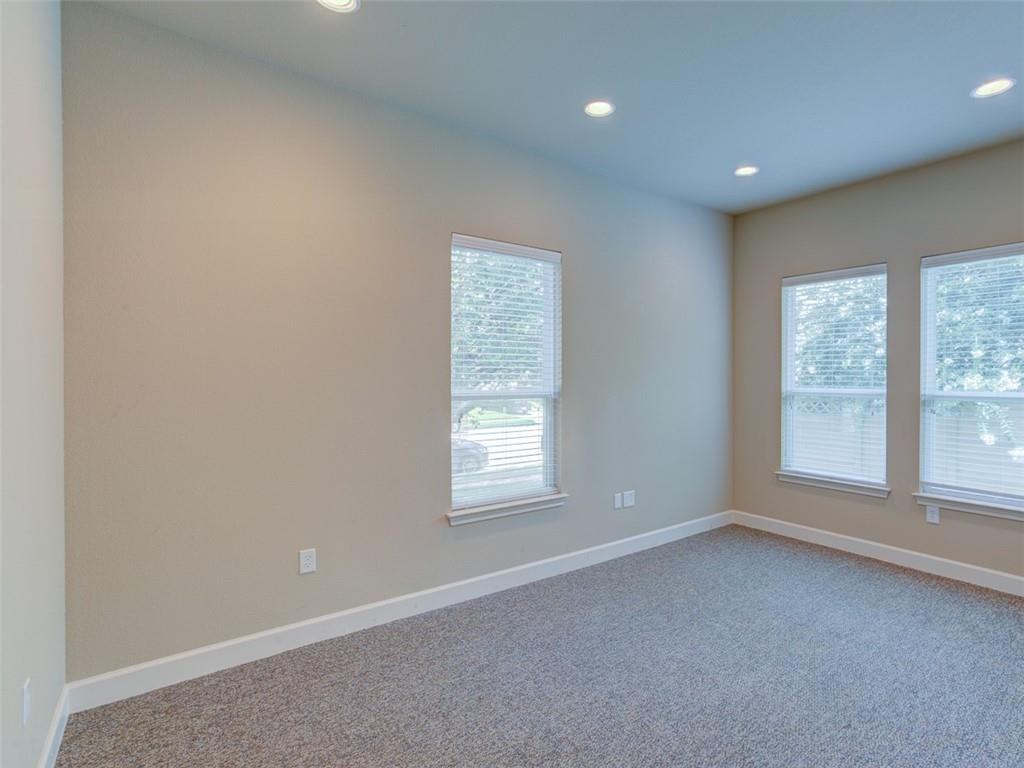 2301 S Bagdad Rd #301 Property Photo 17