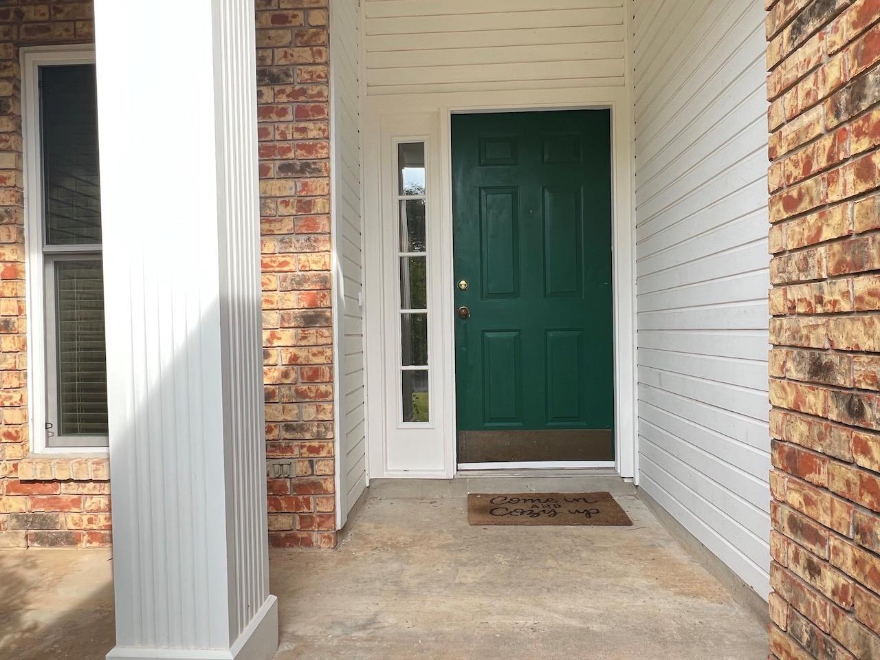 1808 Lion Heart Dr Property Photo 4