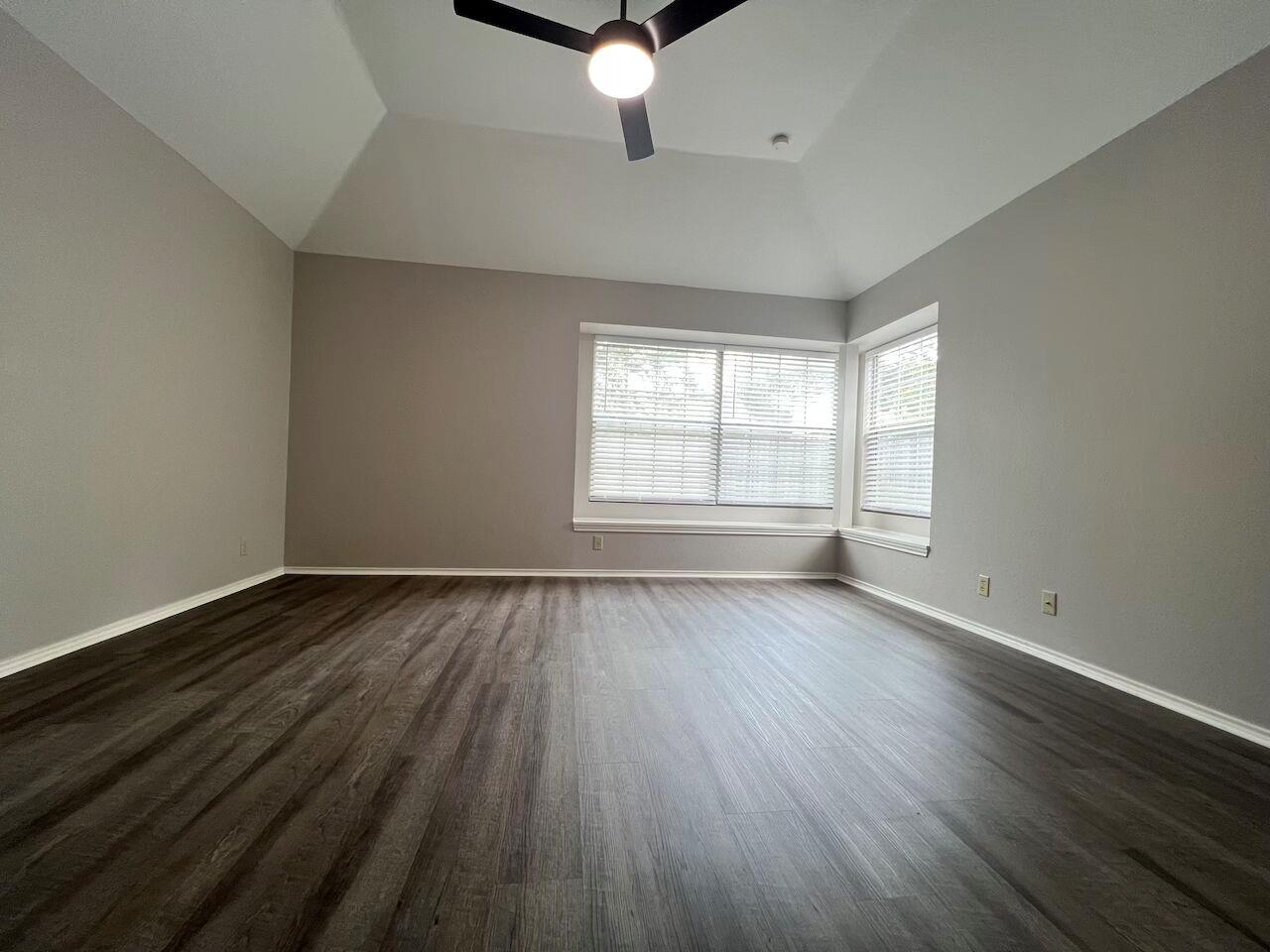 1808 Lion Heart Dr Property Photo 18