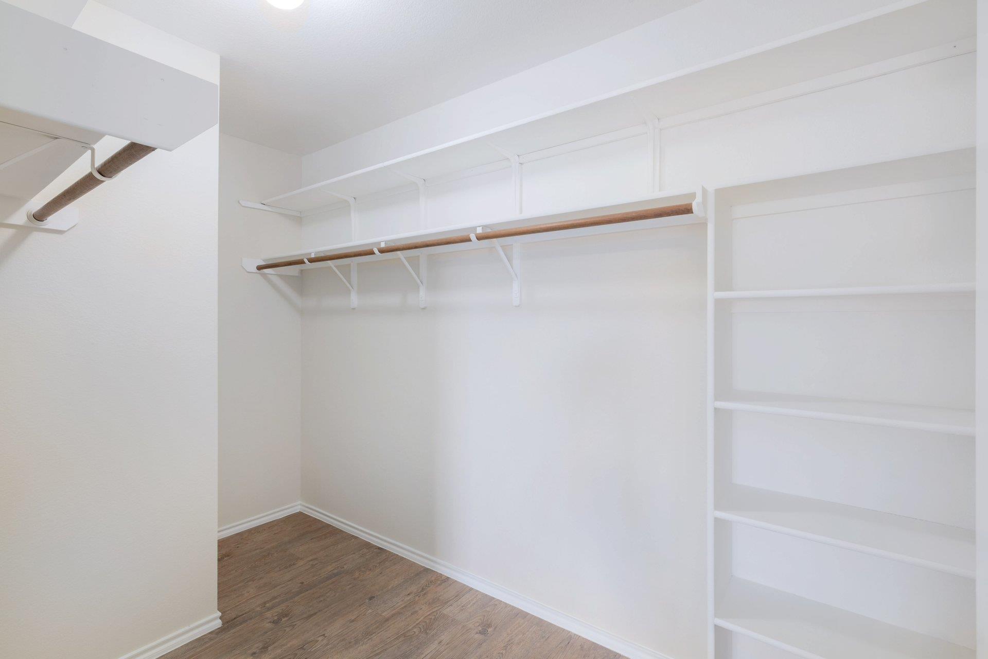 1014 W South St Property Photo 19