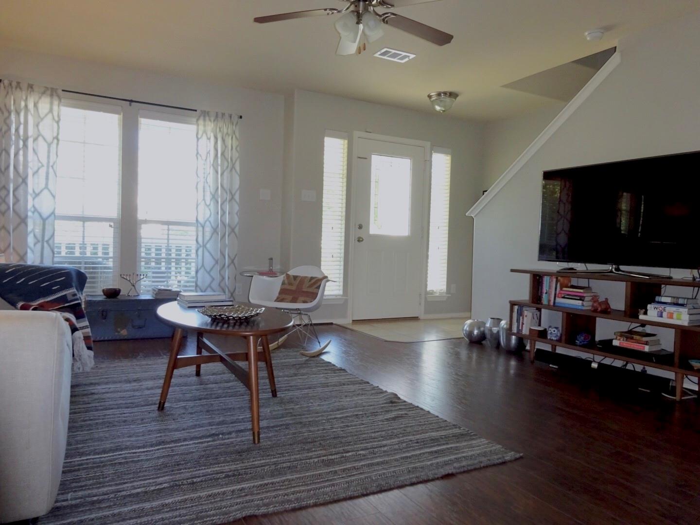 811 Palo Duro Dr Property Photo 3
