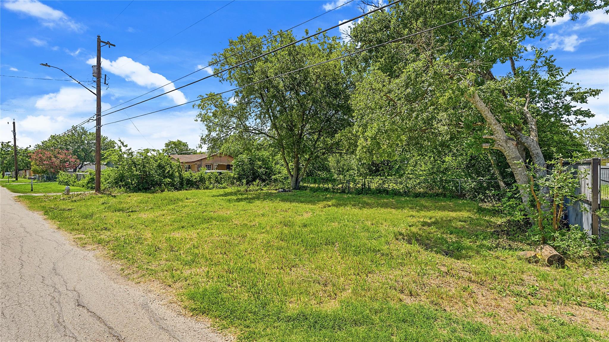 144 Dinn Dr Property Photo 2