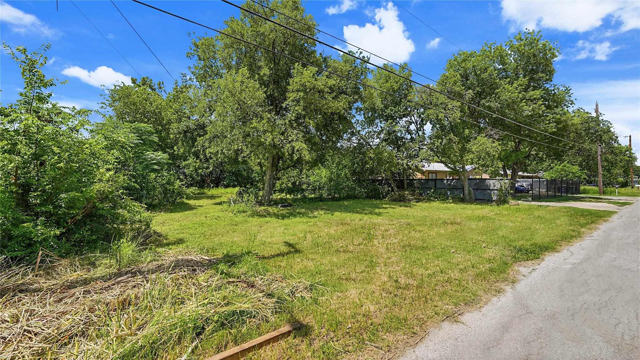 144 Dinn Dr Property Photo 3