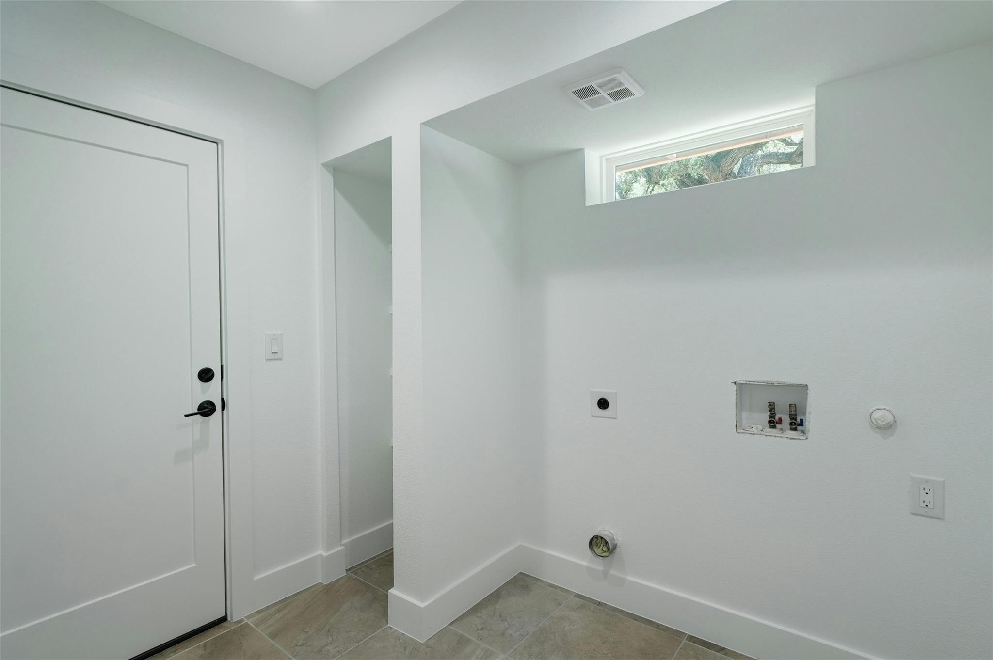 3104 Santa Monica Dr Property Photo 17