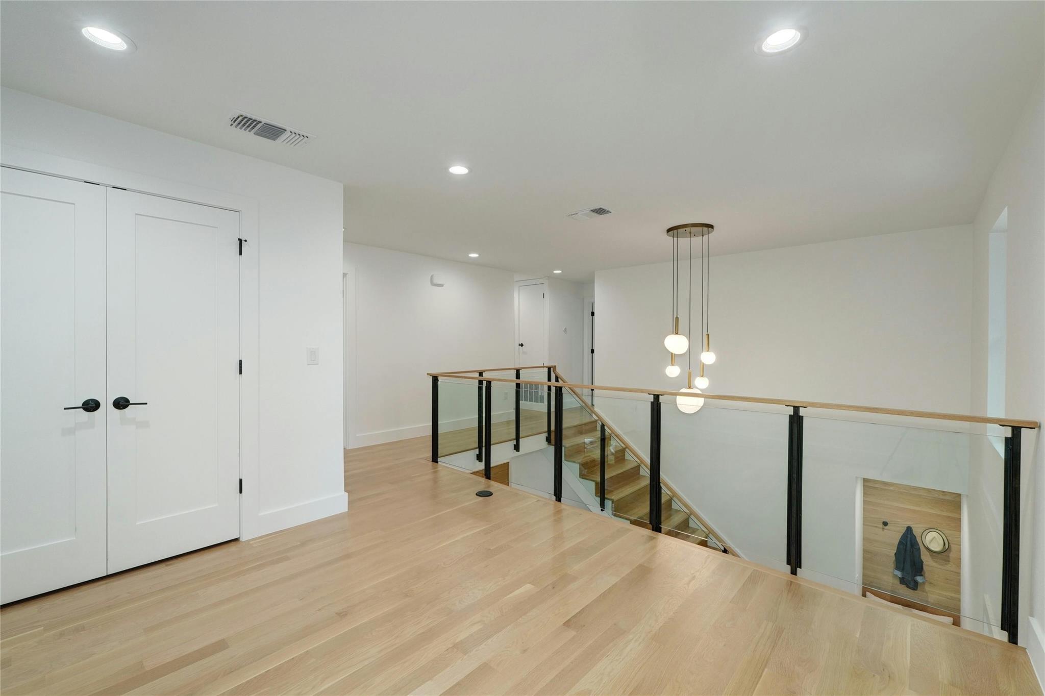 3104 Santa Monica Dr Property Photo 20
