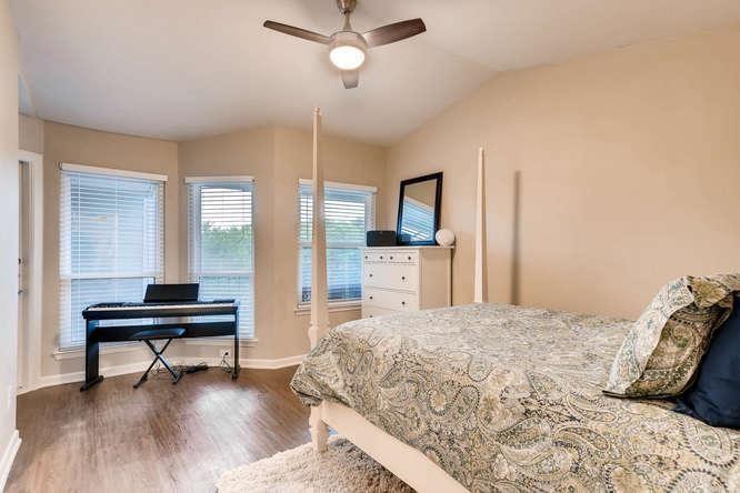 5313 Indio Dr #unit C Property Photo 9