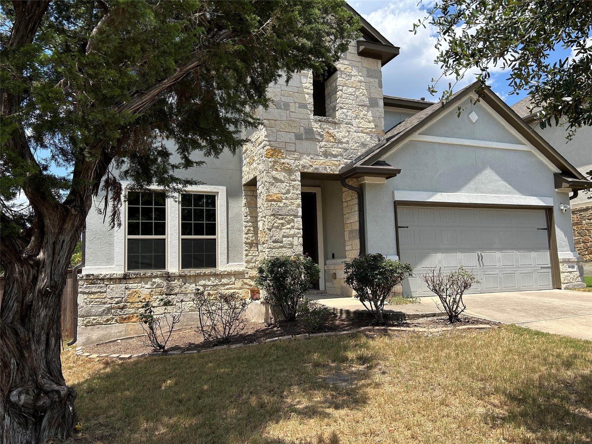16016 Villa Frontera Dr Property Photo 3