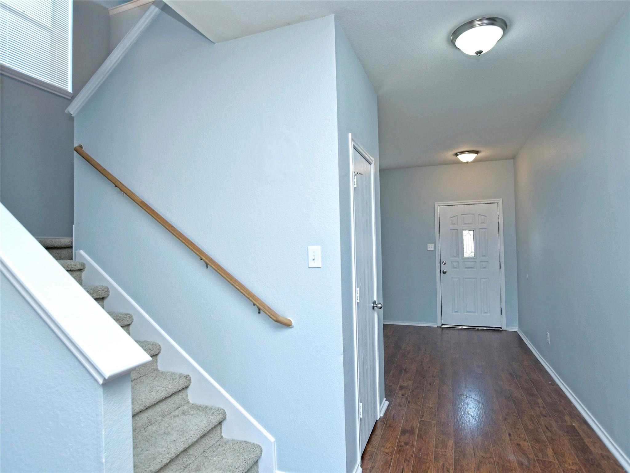 303 Banner Ave Property Photo 4