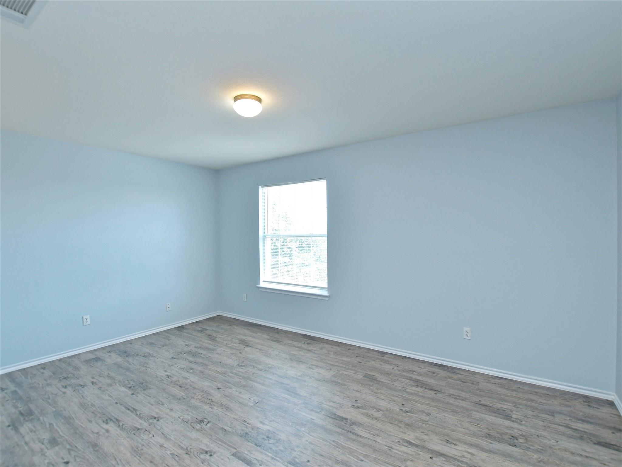 303 Banner Ave Property Photo 16