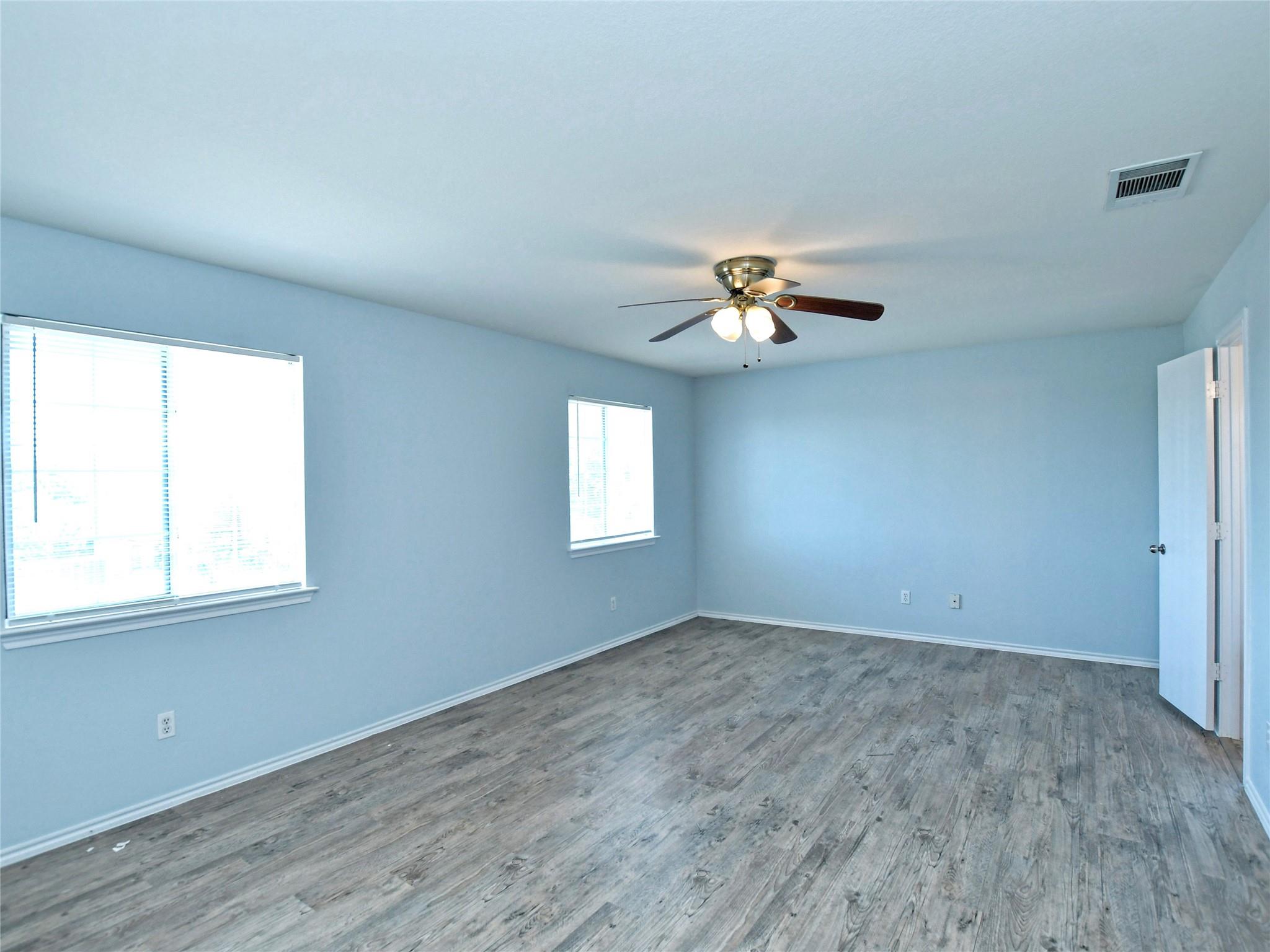 303 Banner Ave Property Photo 18