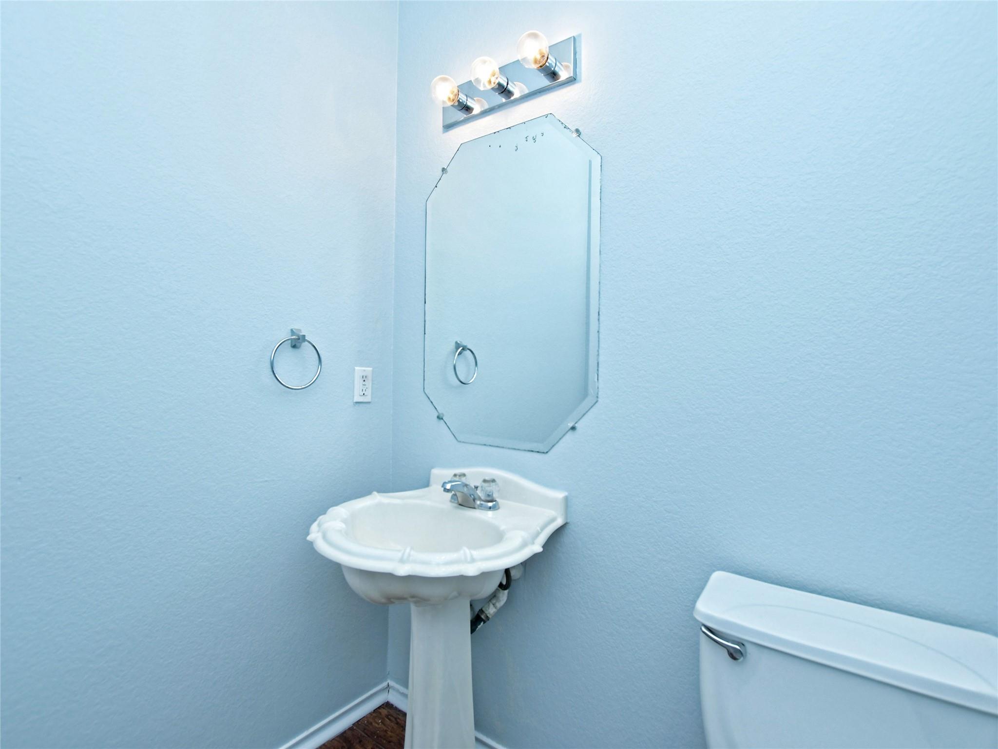 303 Banner Ave Property Photo 26