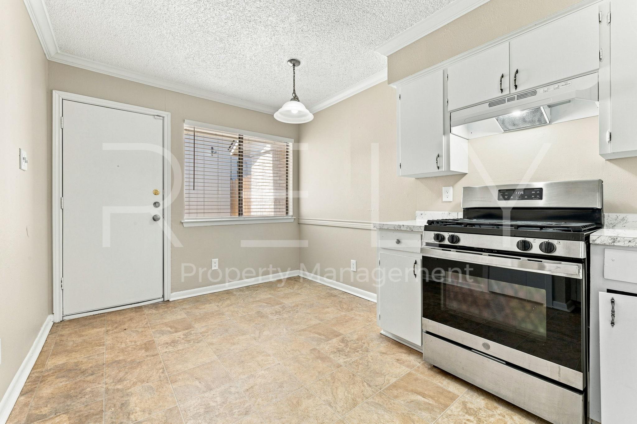 205 W William Cannon Dr #a Property Photo 9