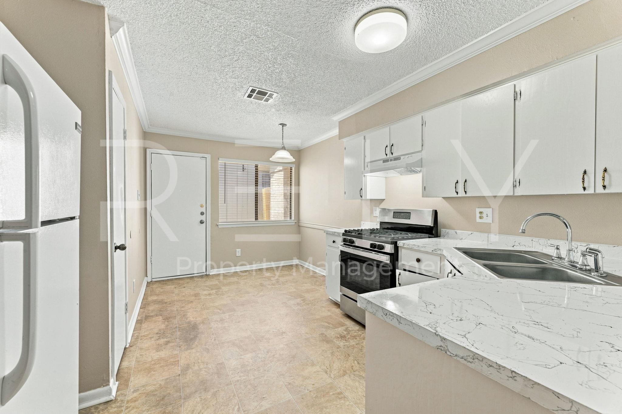 205 W William Cannon Dr #a Property Photo 10