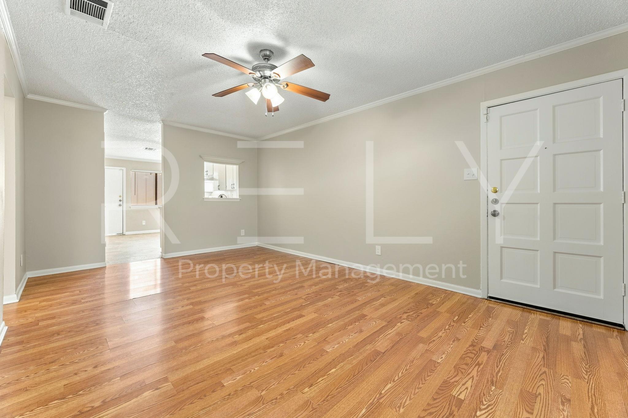 205 W William Cannon Dr #a Property Photo 11