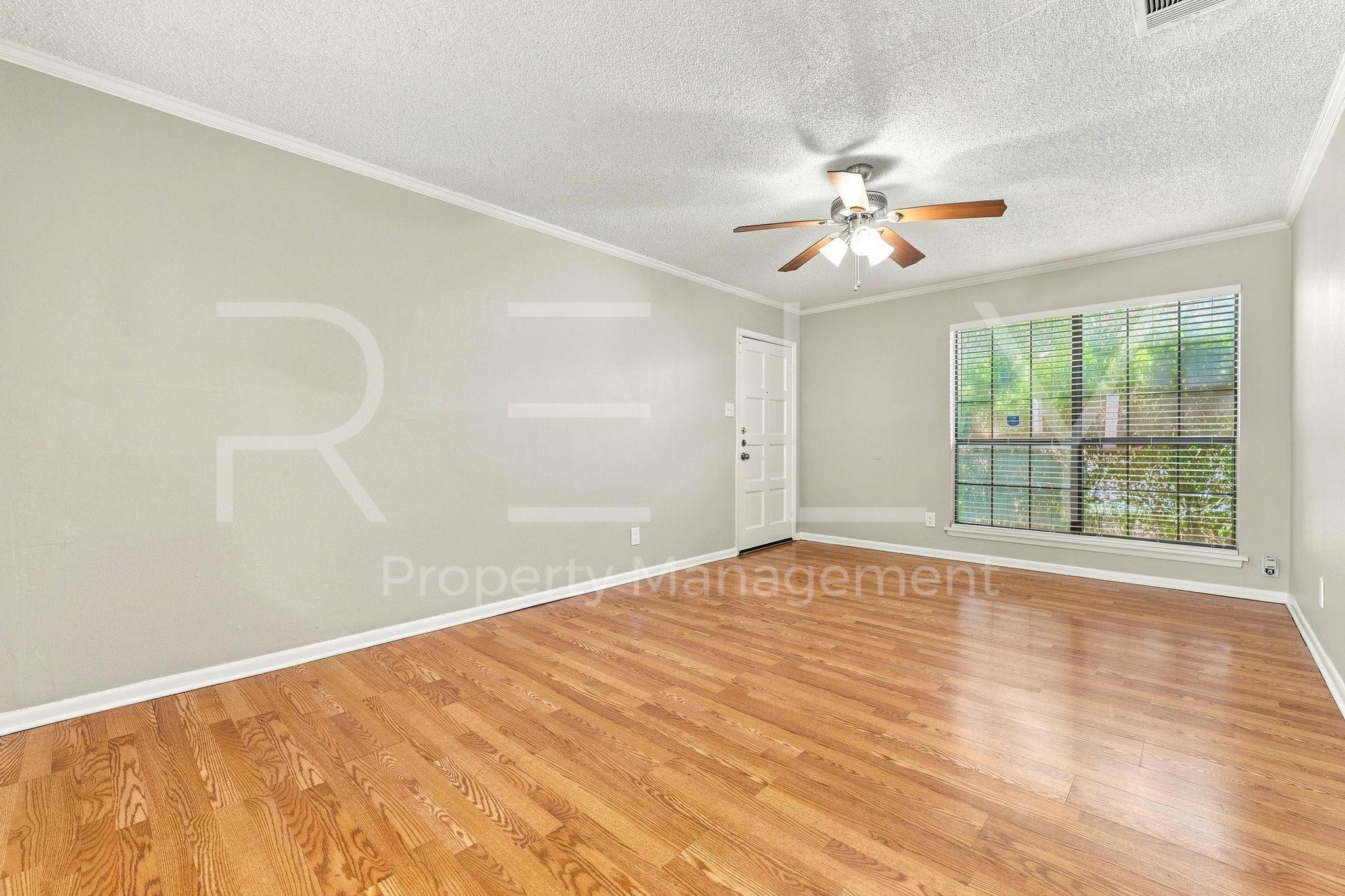 205 W William Cannon Dr #a Property Photo 12
