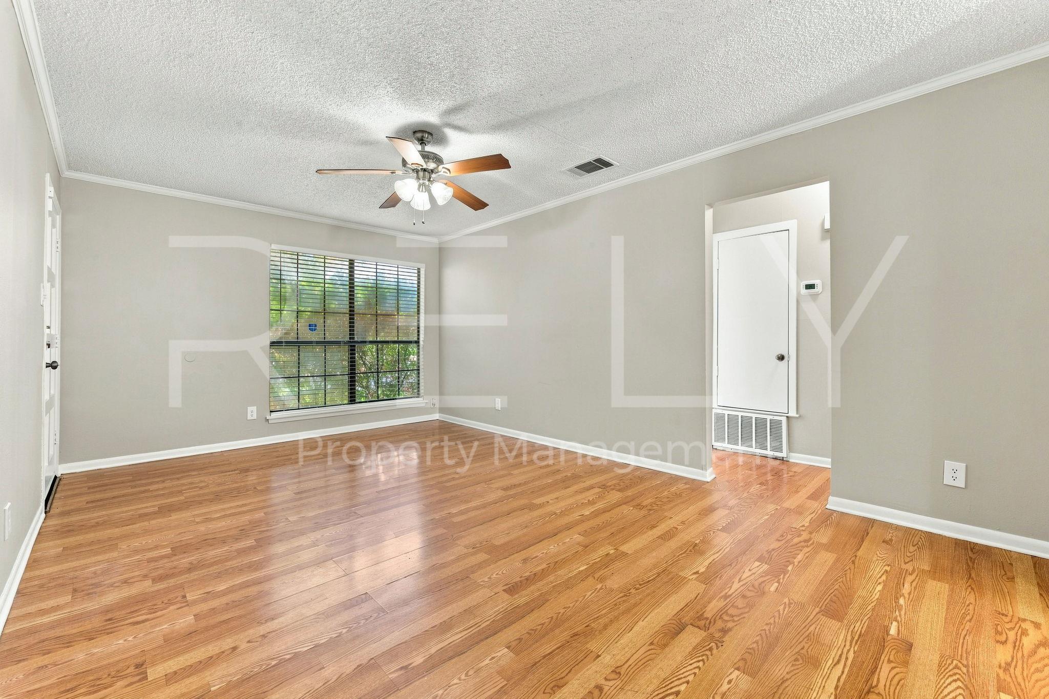 205 W William Cannon Dr #a Property Photo 14