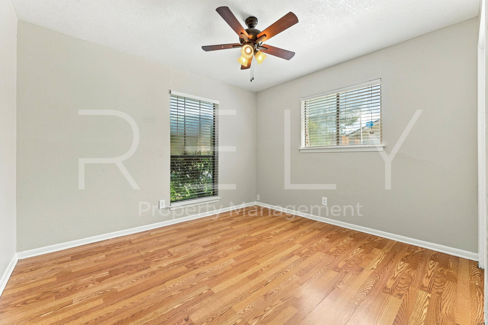 205 W William Cannon Dr #a Property Photo 15