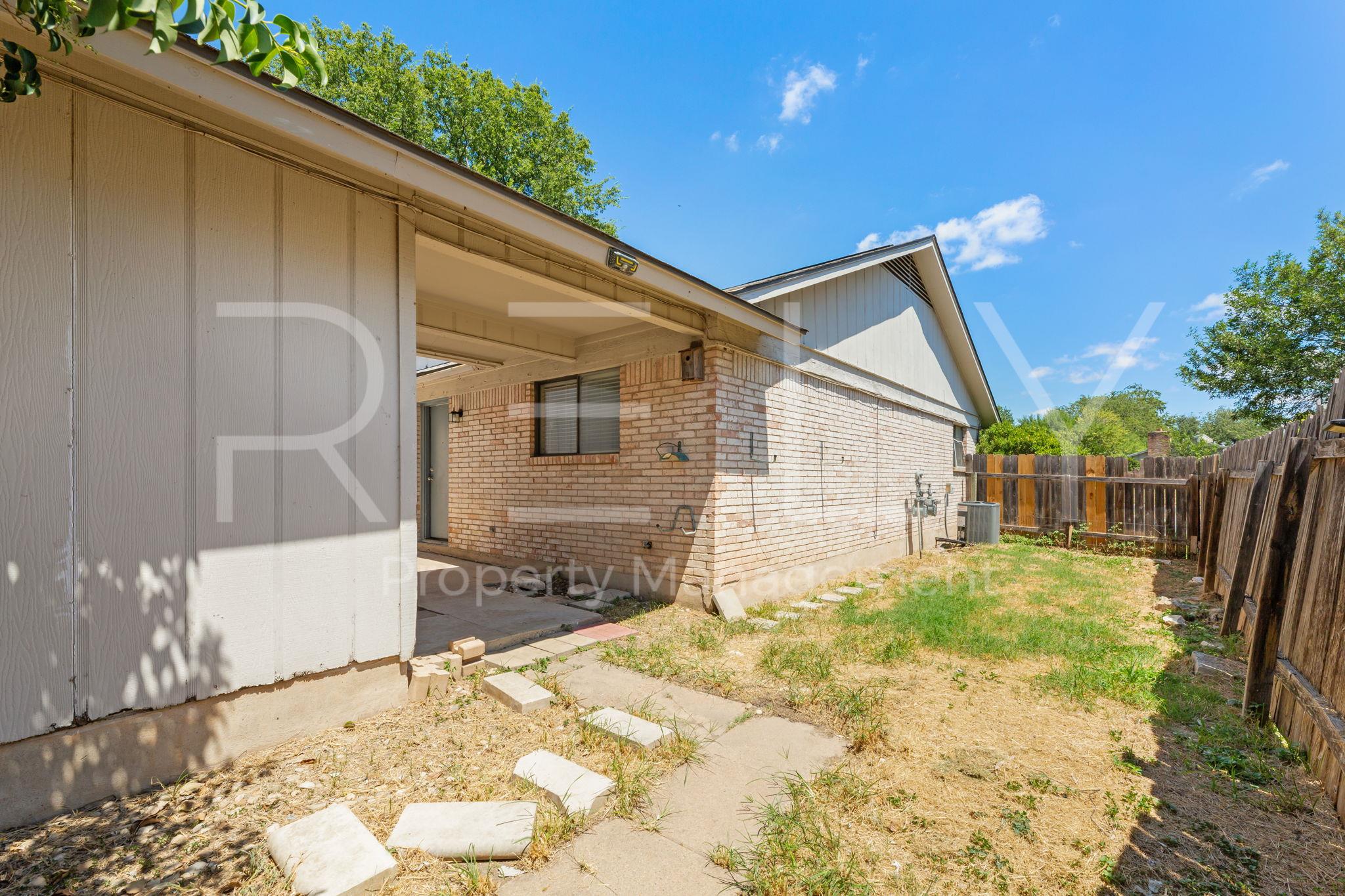 205 W William Cannon Dr #a Property Photo 26