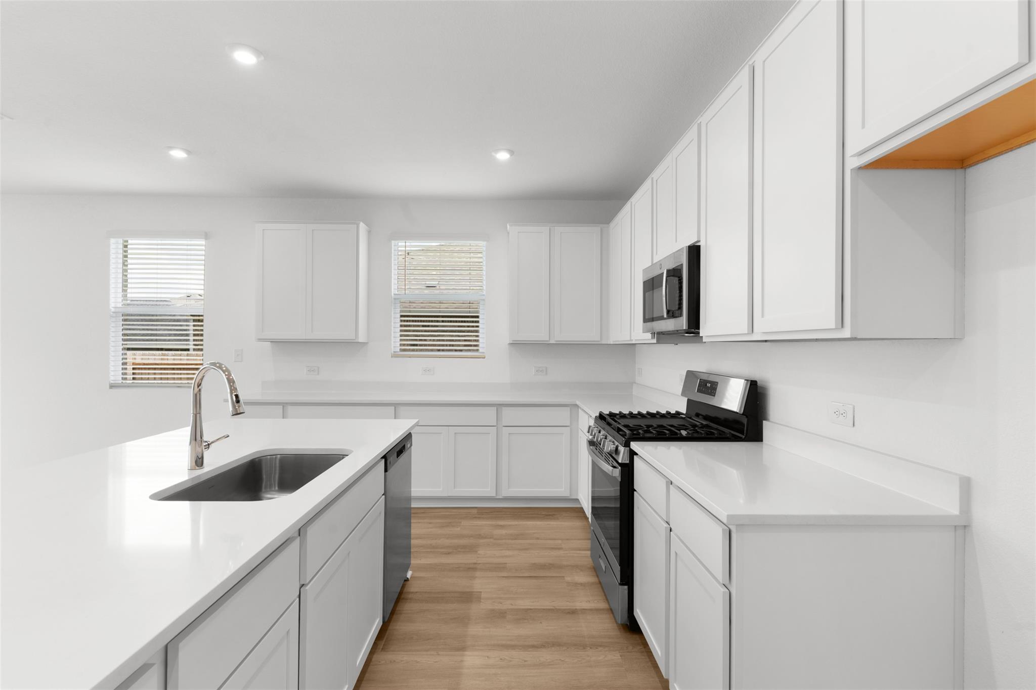 236 Firethorn Rd Property Photo 12