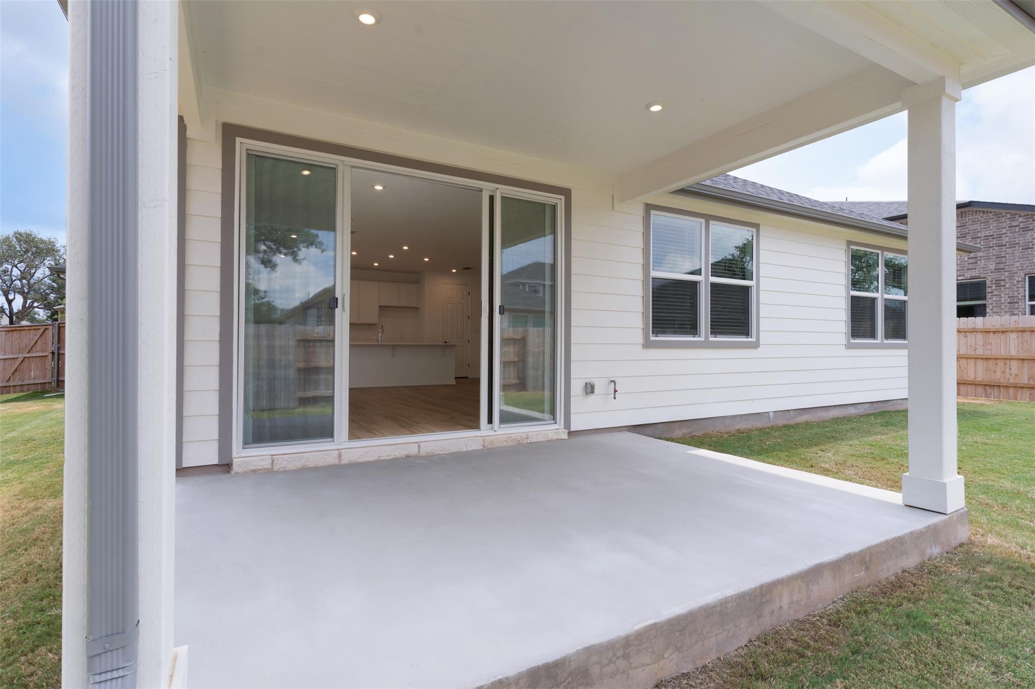 236 Firethorn Rd Property Photo 18