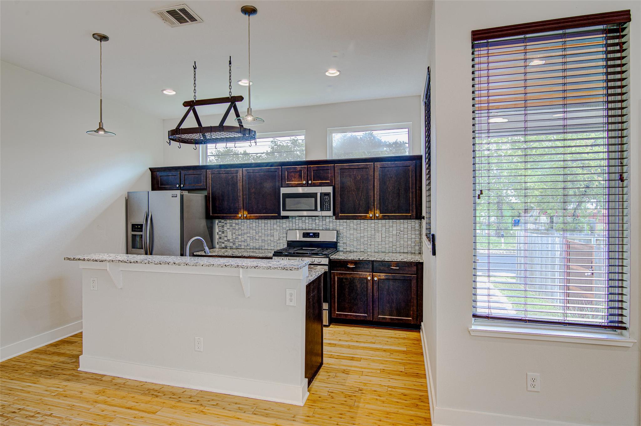 1106 Berger St Property Photo 8