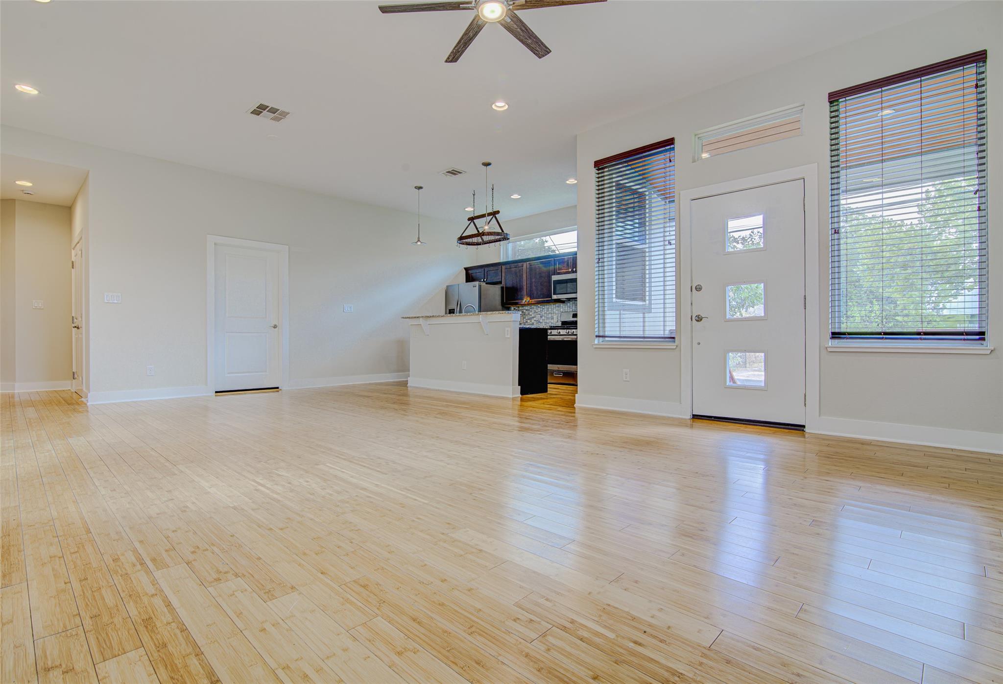 1106 Berger St Property Photo 9