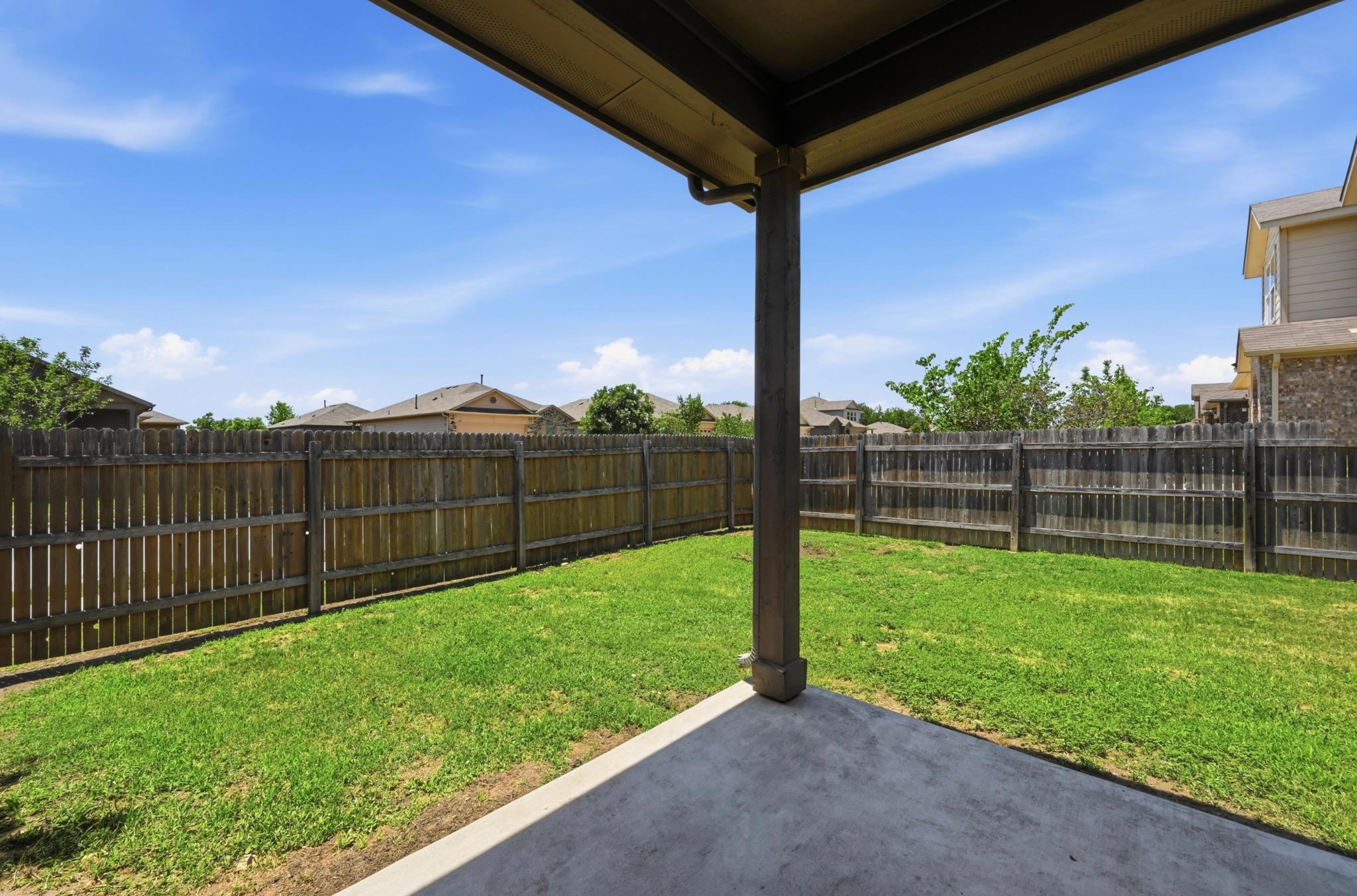 227 Hess Dr Property Photo 19