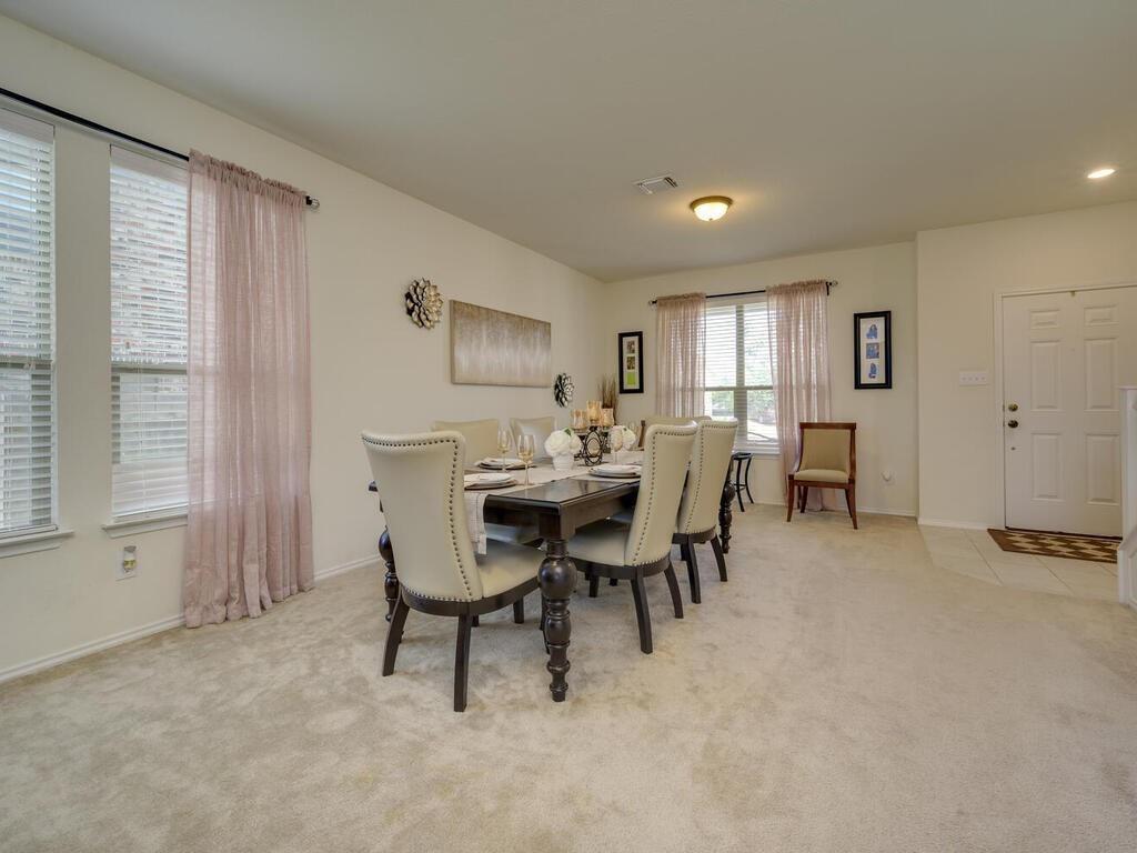 1304 Decatur Ct Property Photo 6