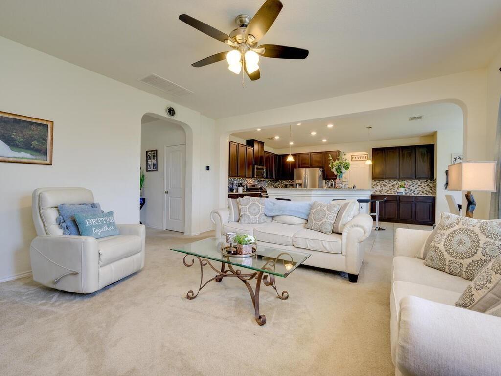 1304 Decatur Ct Property Photo 10