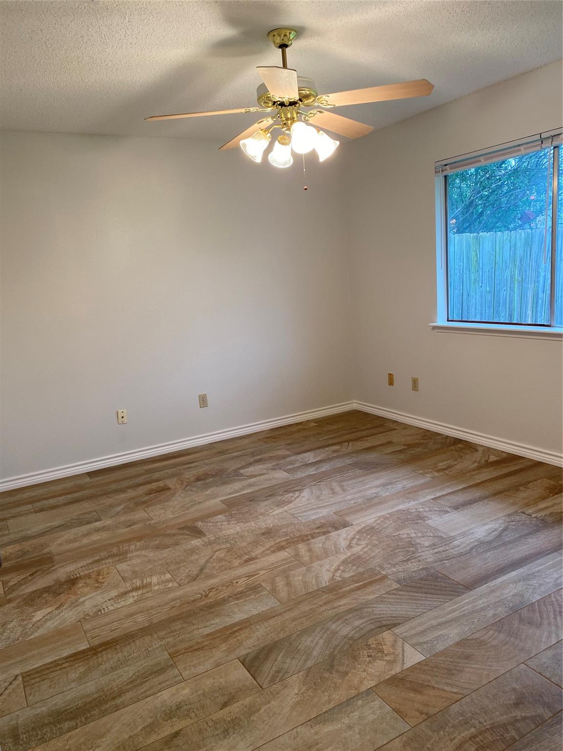 8907 Pocono Cv Property Photo 6