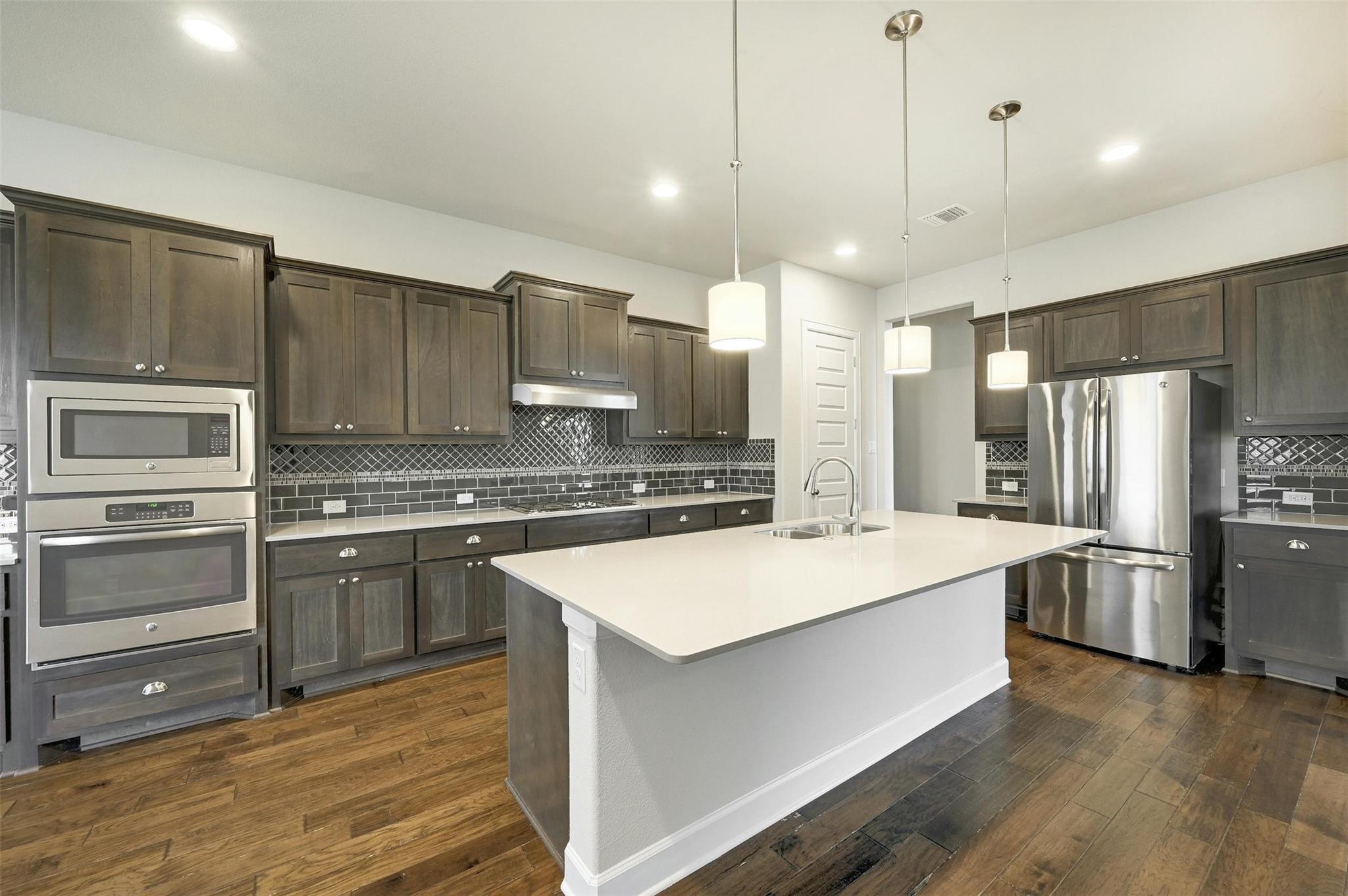 5308 Via Besso Dr Property Photo 4